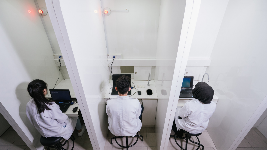 students in a sensory experiment