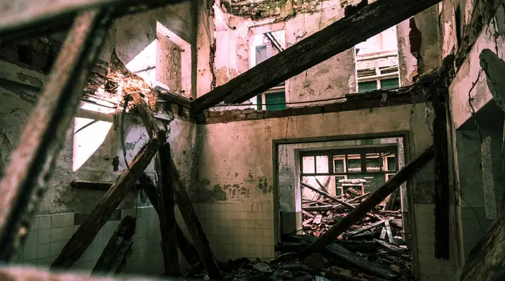 Poor and hazardous working conditions in fast fashion