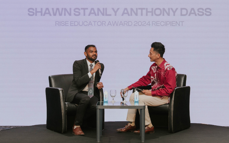 [left] Shawn Stanly Anthony Dass, RISE Educator Award 2024 recipient, reflected on his journey at SK RPS Banun — from tackling high illiteracy and dropout rates to building a student-led Learning Hub that transformed his remote school in a fireside chat with the host, [right] Nazrudin Rahman.