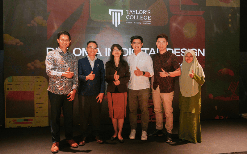 VIP group photo for Diploma in Digital Design launch