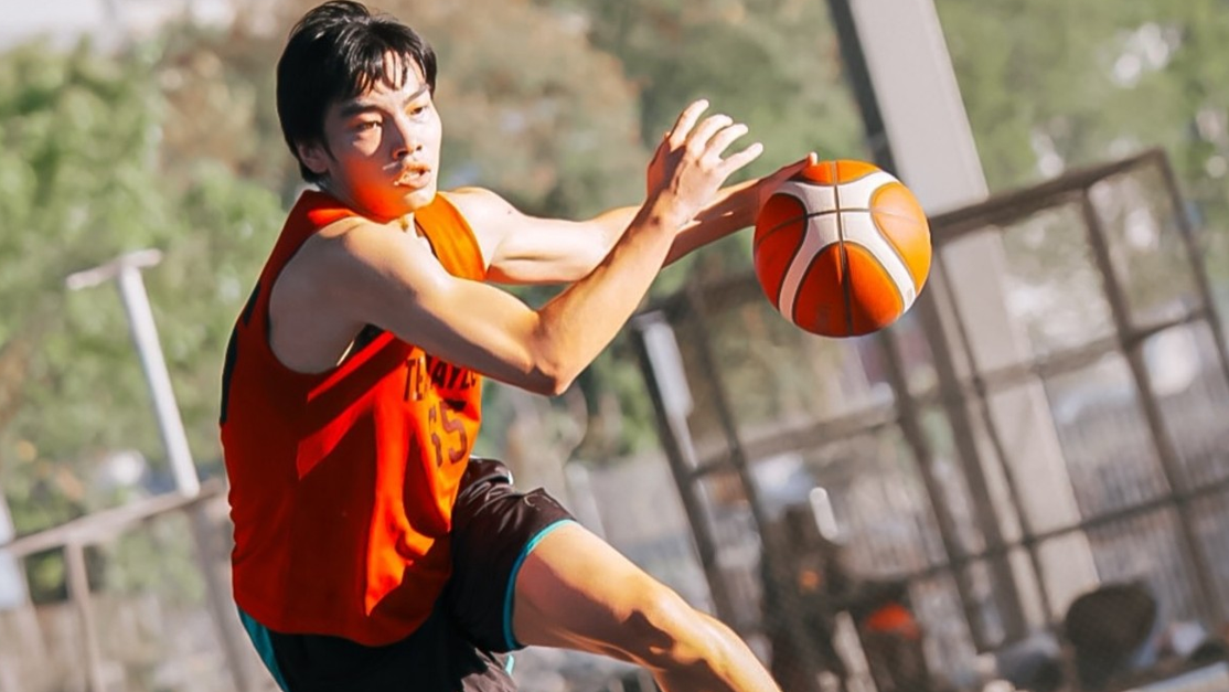 basketball club student playing at the court 