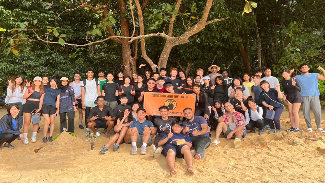 hike and trek students posing during a hike