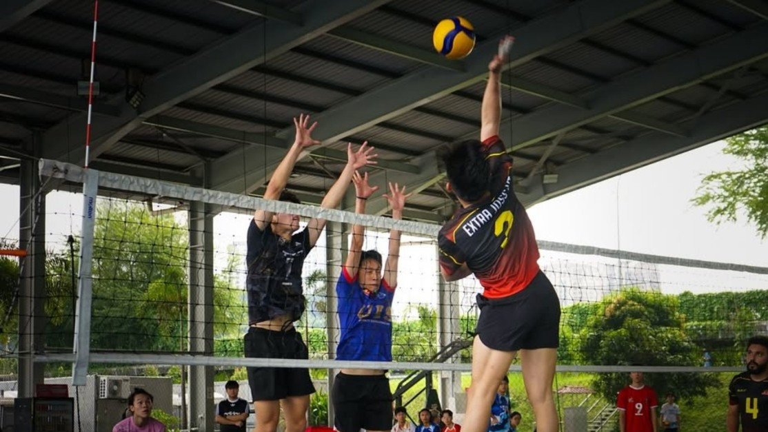 volleyball students during a match